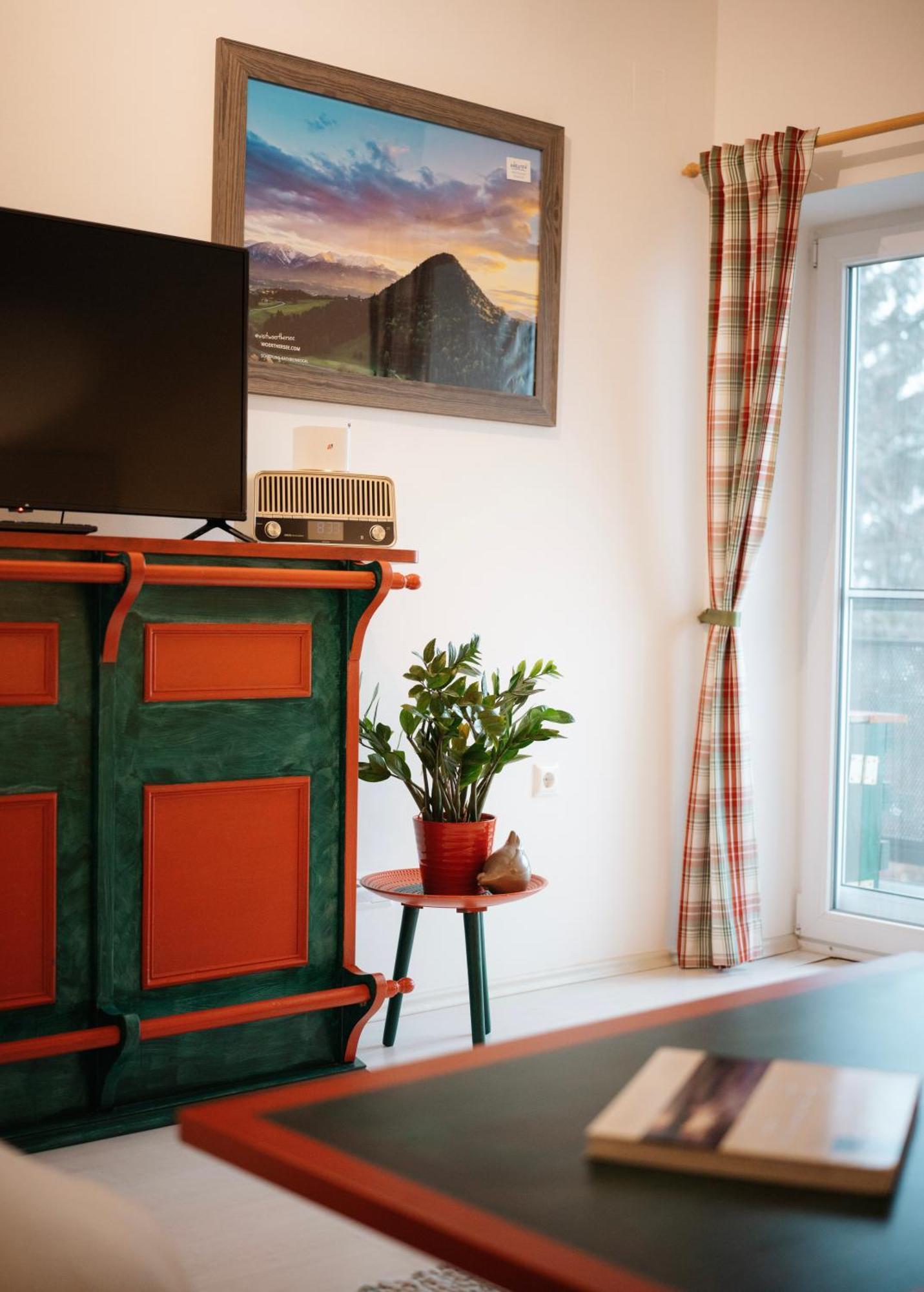 Ferienwohnung Schwalbennest Velden Velden am Wörthersee Exterior foto