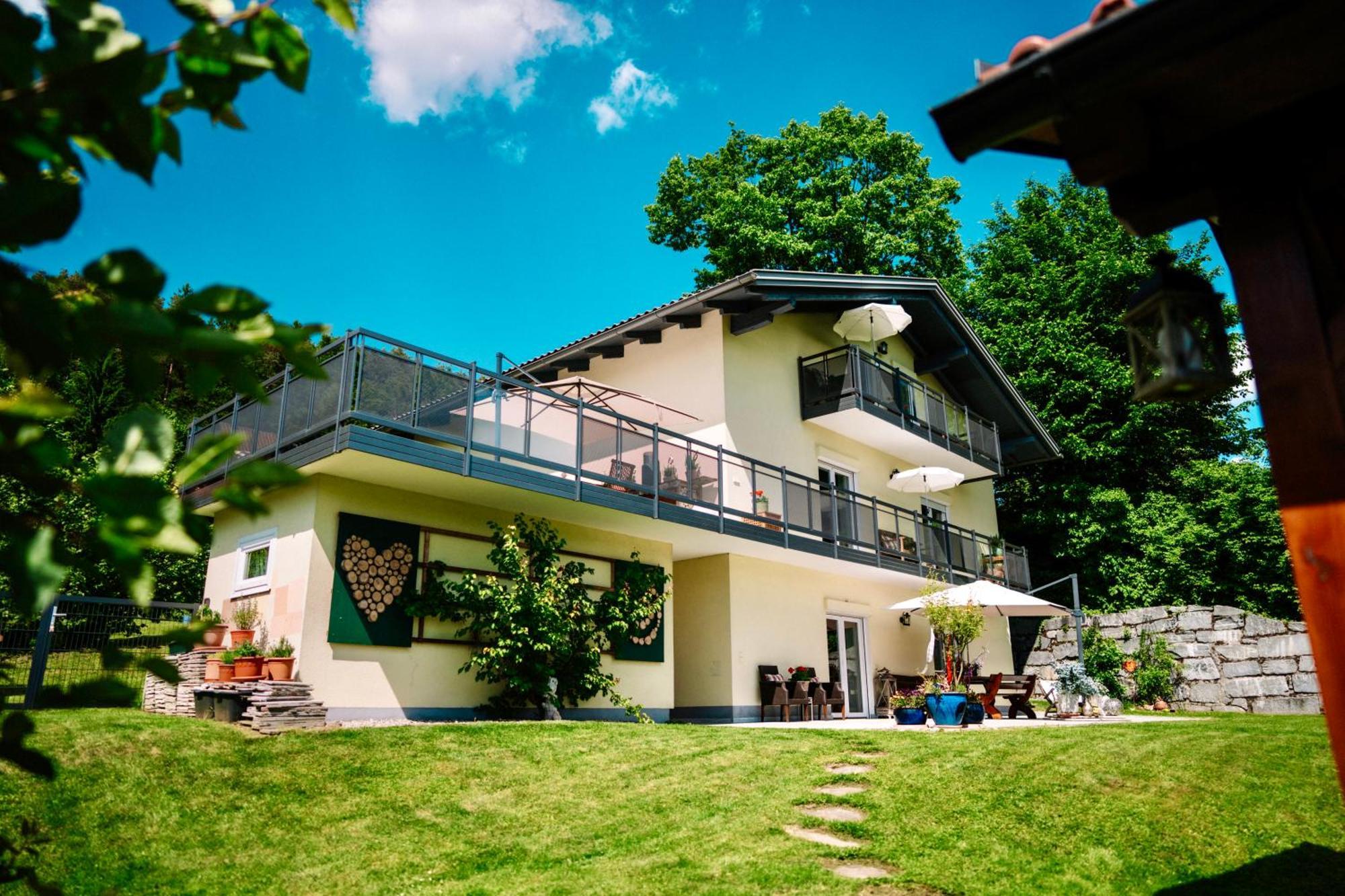 Ferienwohnung Schwalbennest Velden Velden am Wörthersee Exterior foto